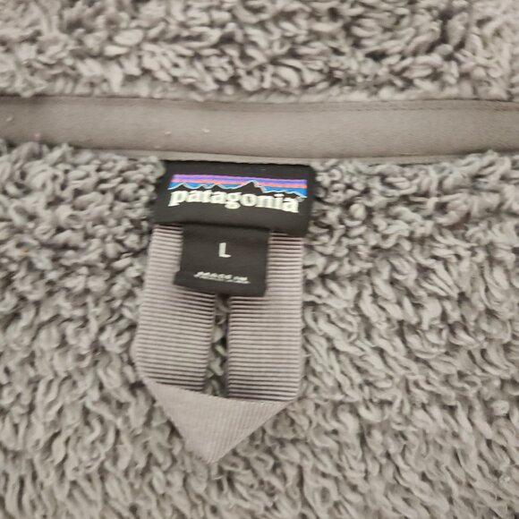 Perfect Condition Grey Patagonia Fleece - Picture 4 of 4